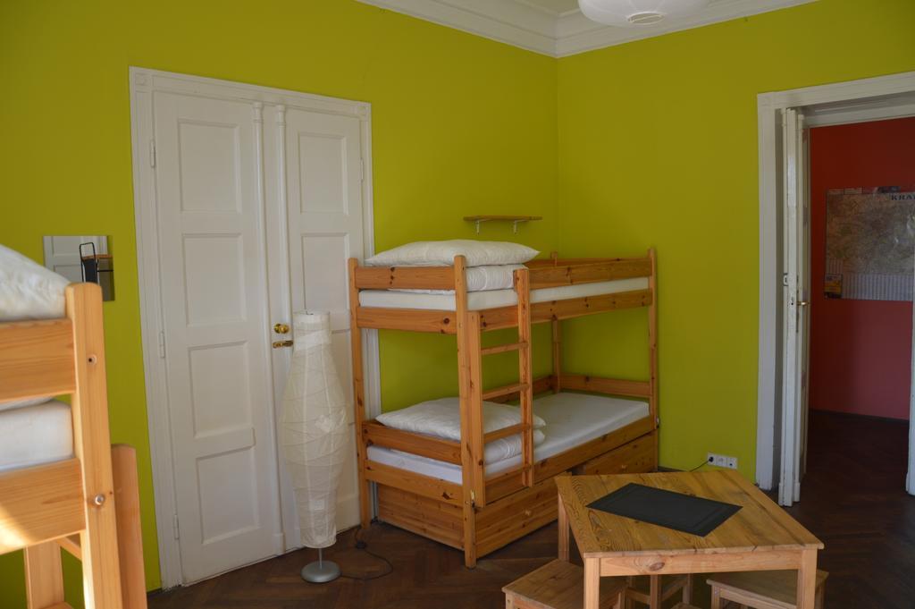 Old Walls Hostel Краків Номер фото